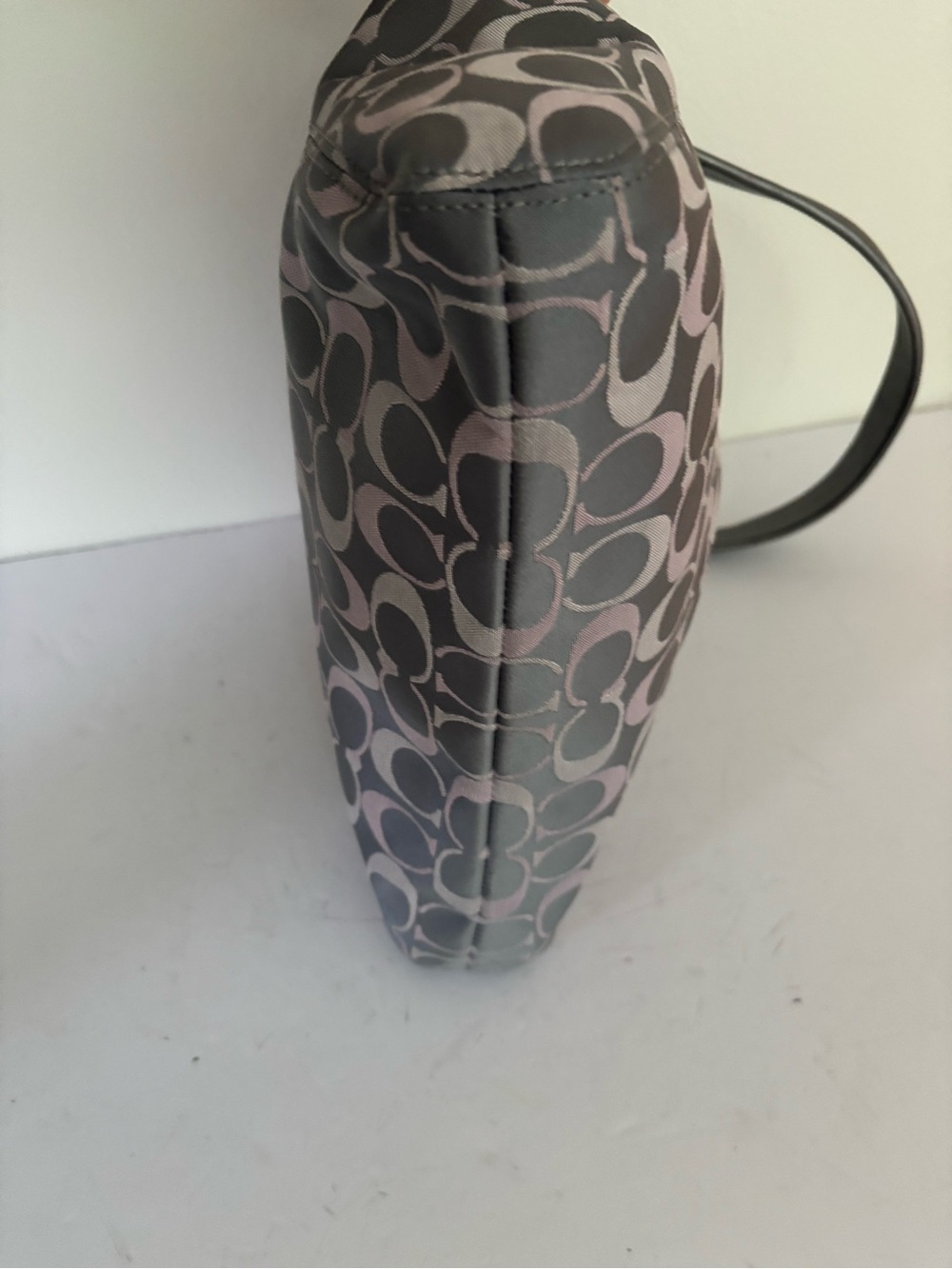 Like new Coach Ashley crossbody bag - Picture 9 of 12